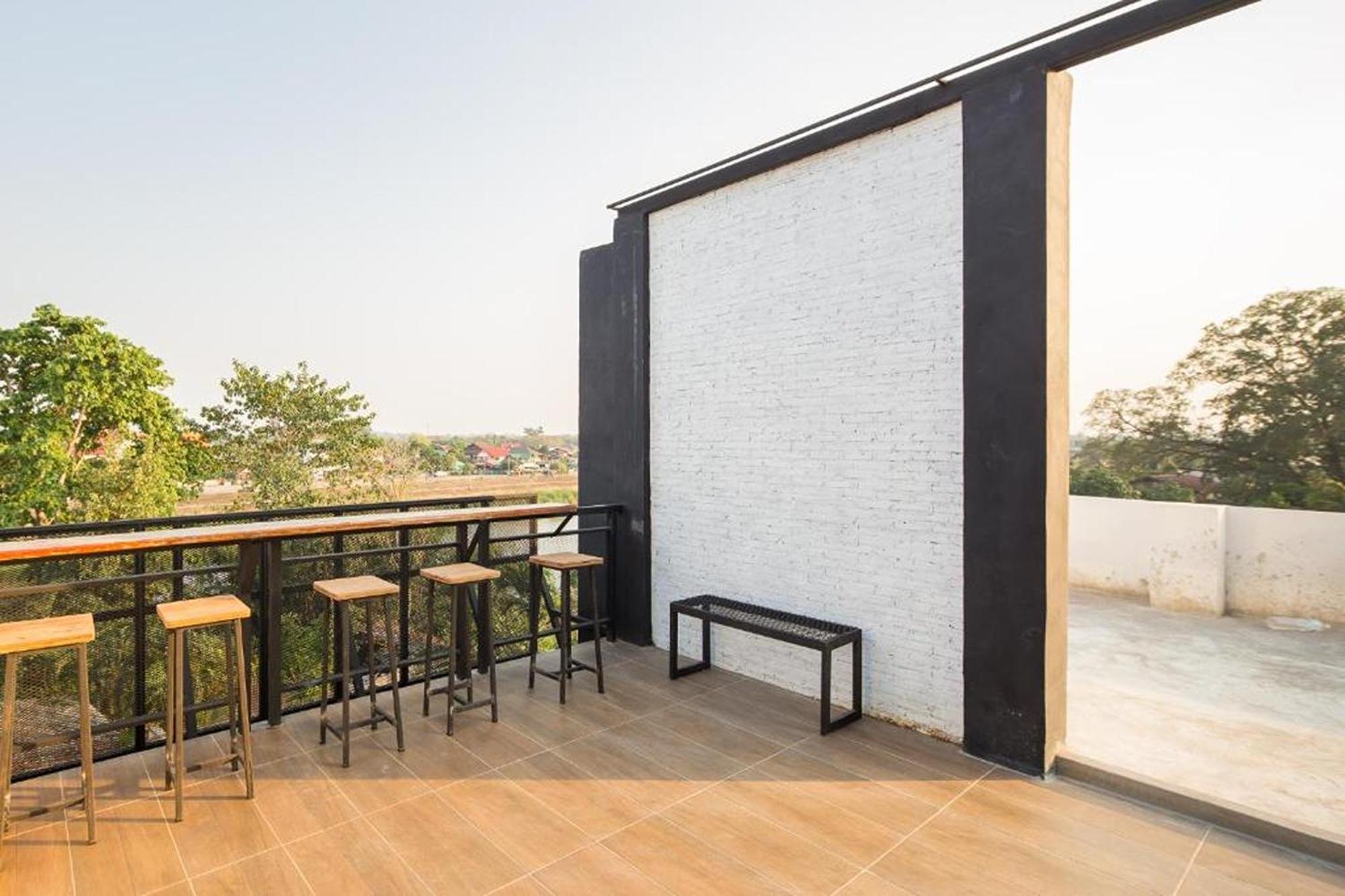 Yindee Travellers Lodge Nan Luaran gambar