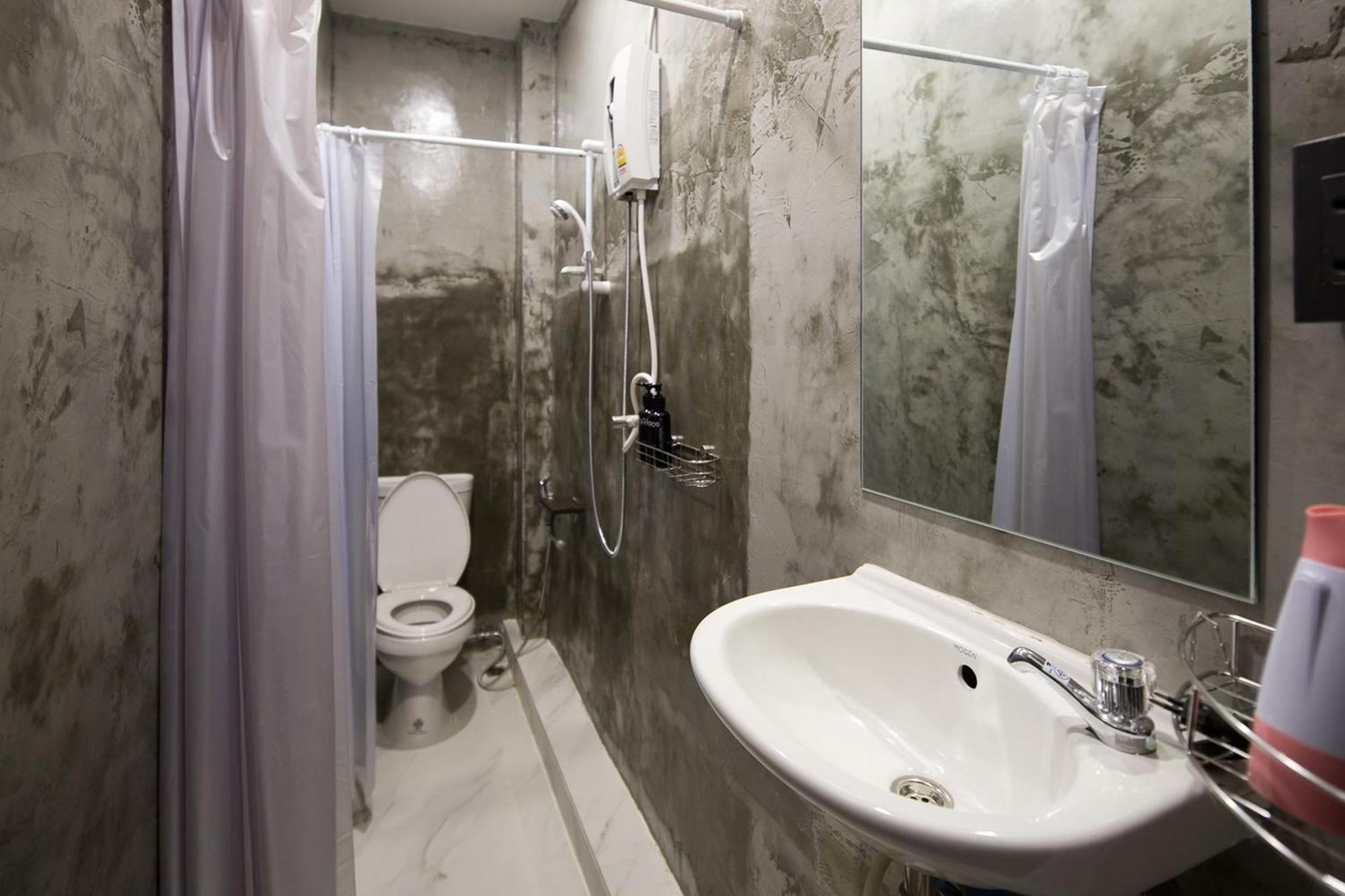 Yindee Travellers Lodge Nan Luaran gambar